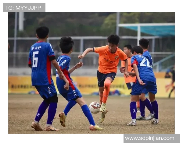 启明足球：点亮青春梦想的绿茵旅程与团队精神的传承