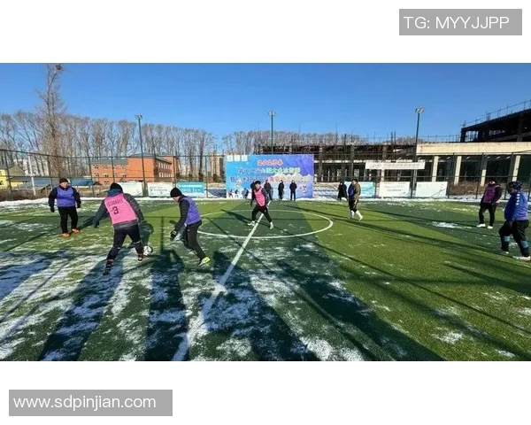 在银装素裹的雪地上尽情挥洒汗水与激情的足球训练之旅